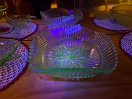Green depression, uranium/glow glass bowl
