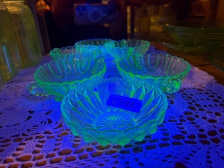 3x Green uranium/glow glass dishes