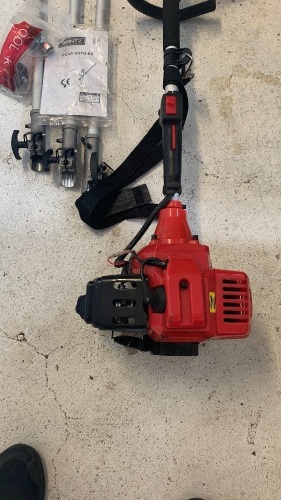 Garden Petrol Pole Chainsaw with Fittings (GST applies)