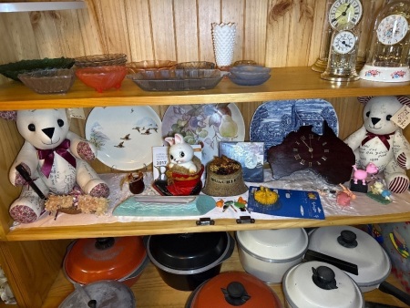 Shelf lot of assorted items