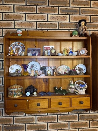 Wall hanging shelving unit (QTY CHOICE 309, 310)