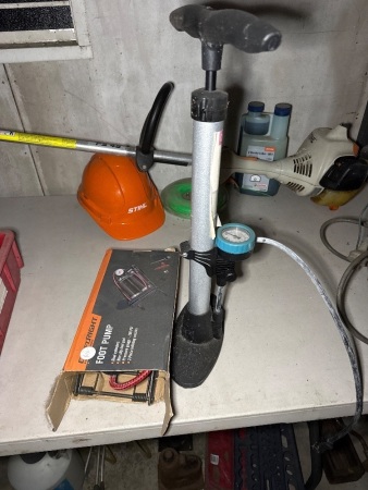 Hand pump plus foot pump