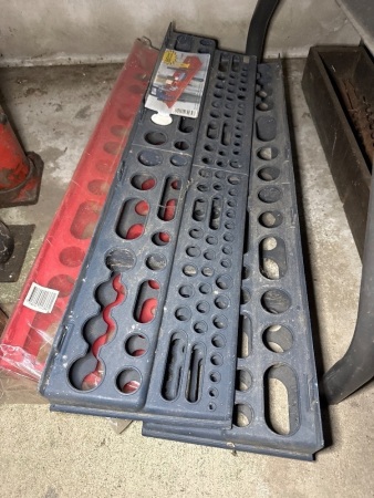 3 plastic hanging tool bars