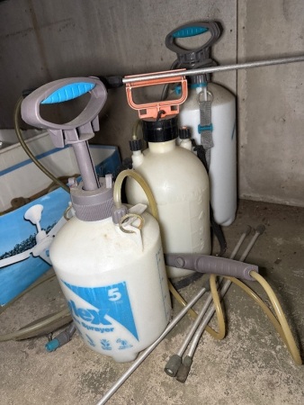 3 Pump pack sprayers