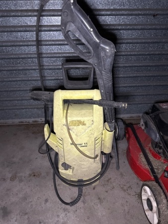 KARCHER PRESSURE CLEANER