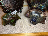 2 amethyst carnival glass plates +2 dishes - 2