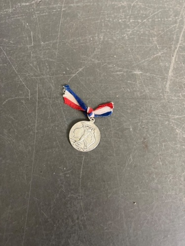 Victory Medal 1945 - R/W/B Ribbon