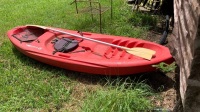 Spitfire 8 Red Kayak & Paddle