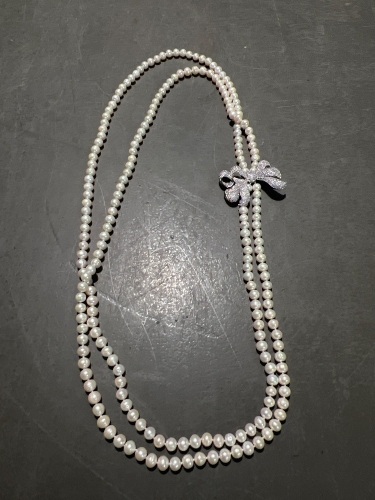 Double Strand Cultured Pearls with Silver Box Clasp