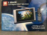 Dynalink S 8860B Portable 7-Inch LCD Television - 3