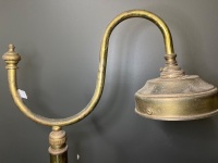 Gold-Coloured Round-Footed Lamp - 2