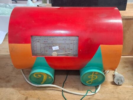 Handmade Funky Valve Radio