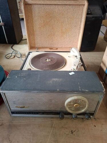 Krisler Portable Radiogram