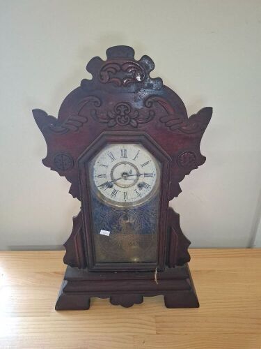 Wooden Mantle Clock with Key