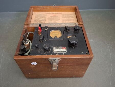 Coleman Electric Co. pH Electrometer