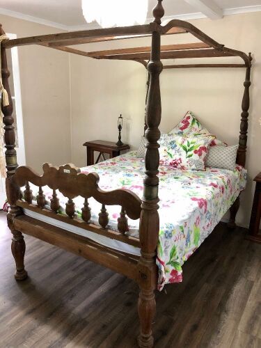 Antique Carved Hardwood Petite 4 Poster Double Bed with Brass Fittings & Pegged Joints