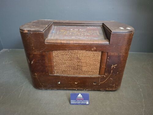 AWA 'The Fisk Radiola' Timber Console/Table Radio