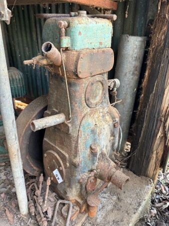 SOUTHERN CROSS stationary engine