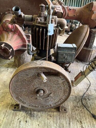 SOUTHERN CROSS farm pump engine
