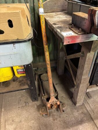 Trolley jack
