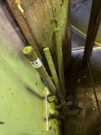 Assorted sledge hammers and block splitters
