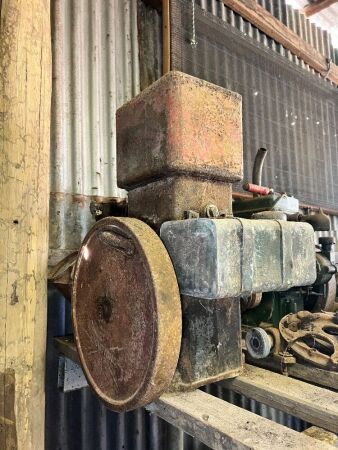 LIGHTNING BHP Petrol/kerosene stationary engine