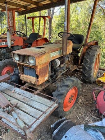 KUBOTA L245DT tractor front carry-all and tow hitch