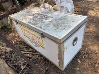 Large aluminium esky