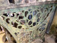 Table with cast iron legs - 2