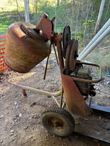 Concrete mixer
