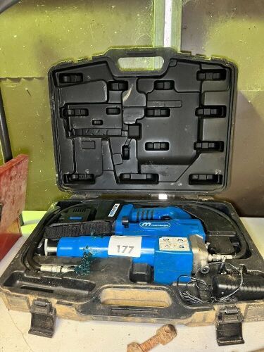 MacNaught battery powered grease gun