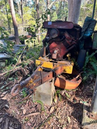 Heavy duty mobile diesel powered air compressor