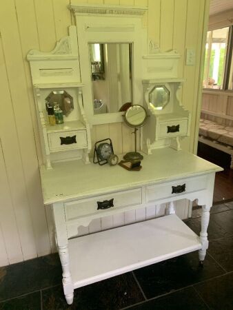 Vintage Painted Washstand