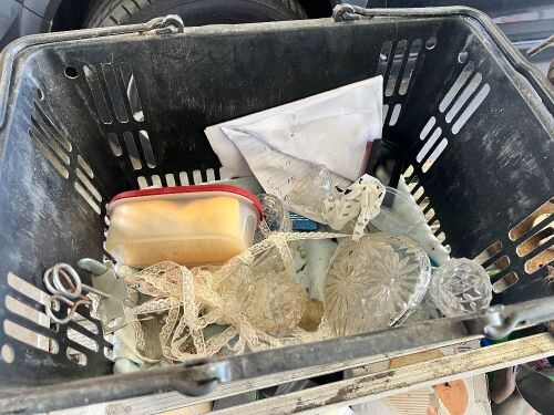 Basket of crystal/cut glass etc