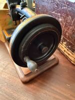 HOPKINSON sewing machine with case - 4