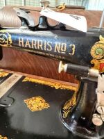 HARRIS No3 shuttle sewing machine - 2