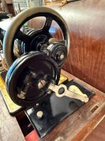 HARRIS No3 shuttle sewing machine - 5