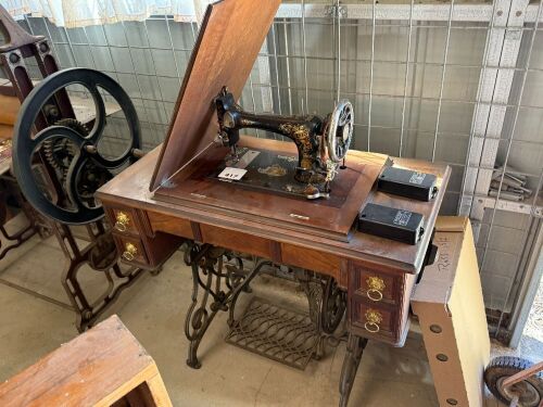GRITZNER (Ger.) treadle sewing machine