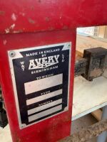 AVERY platform scales - 3