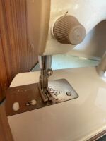 JONES MECCANO LOCKSTITCH sewing machine - 3