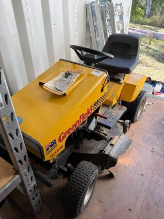 GREENFIELD 12.5HP ride on lawnmower - Hours indicating 87.7hrs