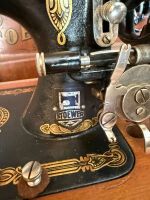STOEWER sewing machine in case - 2