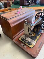 FRISTER and ROSSMAN shuttle sewing machine in case - 6