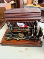 SINGER shuttle sewing machine with case