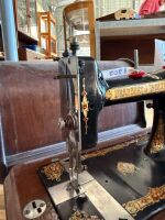 BRADBURY&rsquo;S Sew Ezy sewing machine with case - 5
