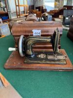 Unbranded shuttle sewing machine inlaid with MOP - with case