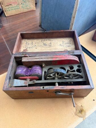 Magneto electric machine - for nervous and other diseases