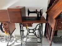 Unbranded Sewing Machine with Key on Cast Iron Footed Base - 2