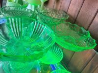 5 x Uranium Glass Bowls