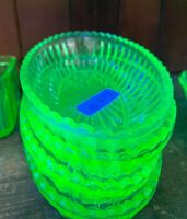 4 x Long Uranium Glass Bowls - 2